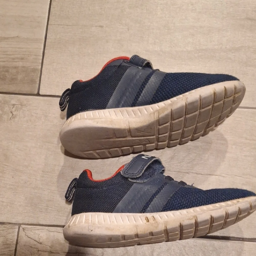 Nautica sneakers navy